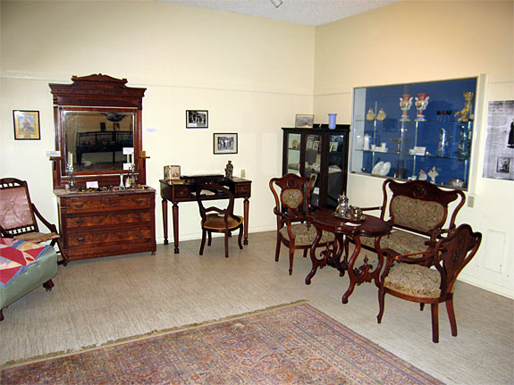 Wilbarger Room showing items of Lee Wilbarger Peterson and also items of Henry Bell.