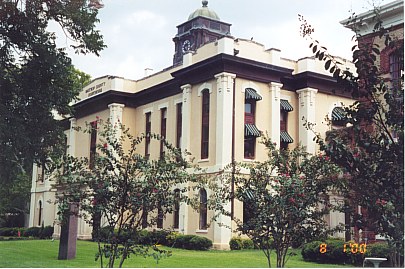 View 1 of the Bastrop County Courthouse