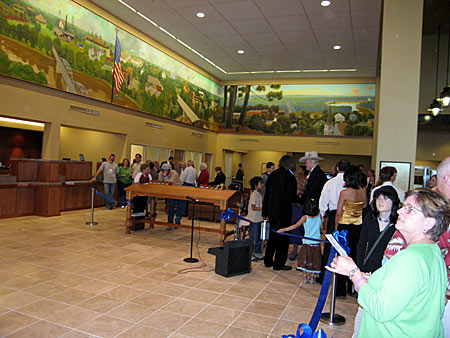 Looking to the right we see another view of the center and right mural panels. 